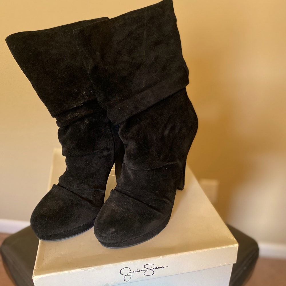 Jessica Simpson slouchy boot